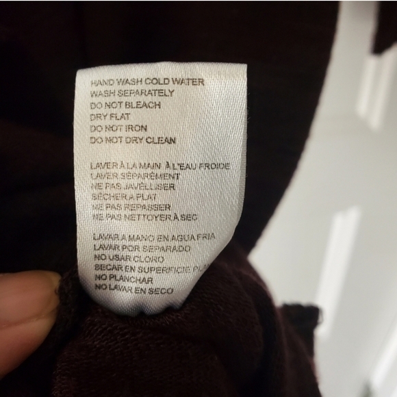 Rouge Fitted Midi dress - Picture 4 of 7